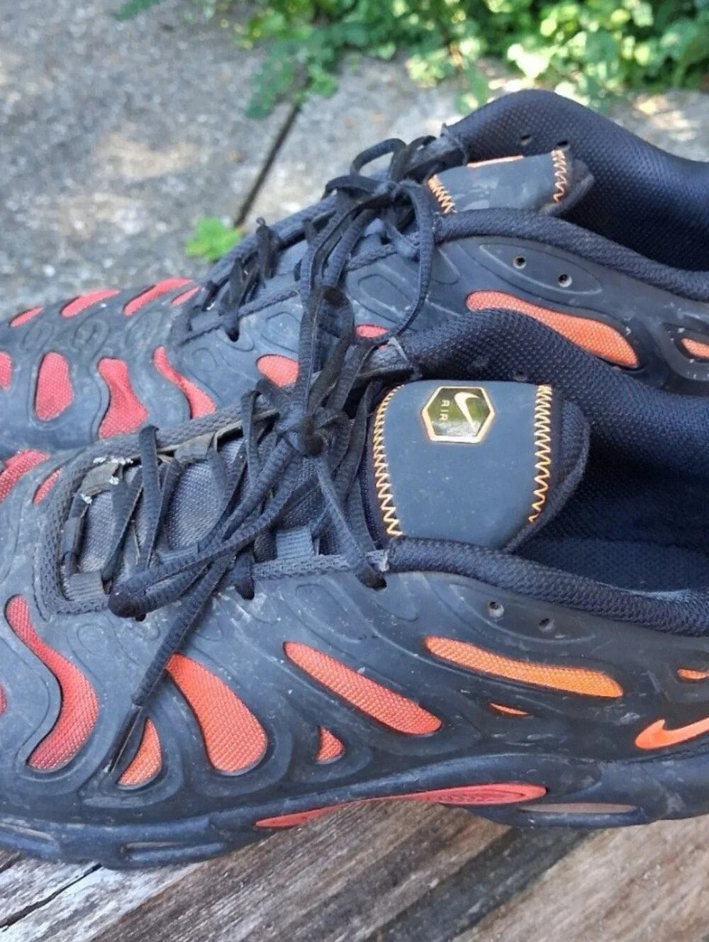 Nike Men’s Black & Orange Running Sneakers